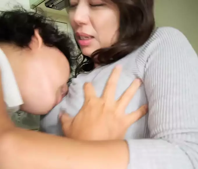 JAV Enchantress Yuri Tadokoro: Unveiling the Allure of Sexy MILFs!